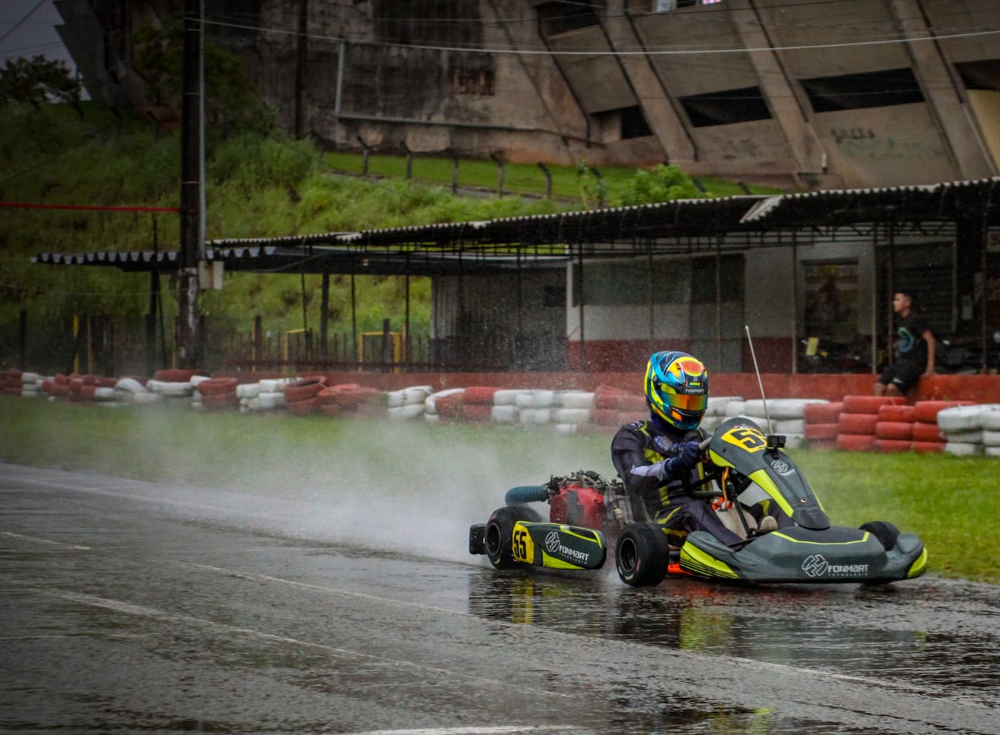 Kart 55 na chuva, kartódromo de São Luís